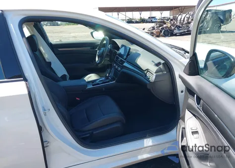 2022 Honda Accord Sport z USA, uszkodzony, nr VIN 1HGCV1F30NA116422